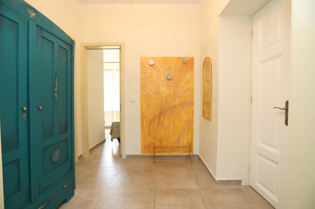 Apartman Kamala Pula Buitenkant foto